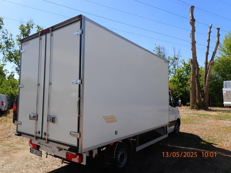 MERCEDES BENZ SPRINTER KONTENER - Koffer Transporter: das Bild 4 MERCEDES BENZ SPRINTER KONTENER - Koffer Transporter: das Bild 4