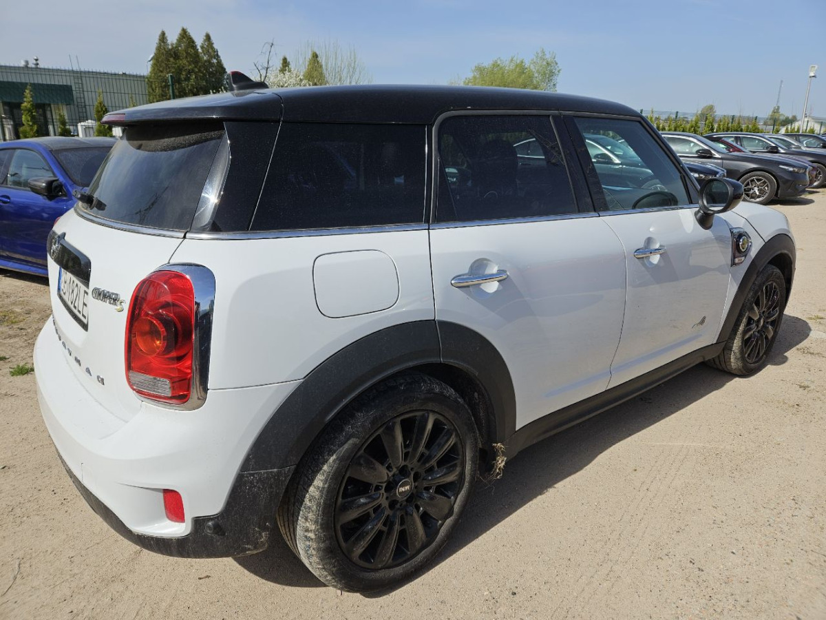 MINI COUNTRYMAN KOMBI - PKW: das Bild 4 MINI COUNTRYMAN KOMBI - PKW: das Bild 4