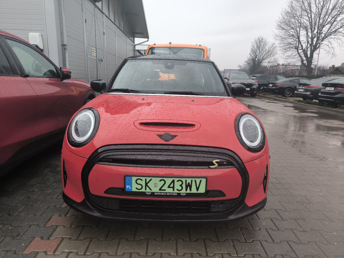 MINI Cooper SE Classic Trim HATCHBACK - Schrägheck: das Bild 5 MINI Cooper SE Classic Trim HATCHBACK - Schrägheck: das Bild 5