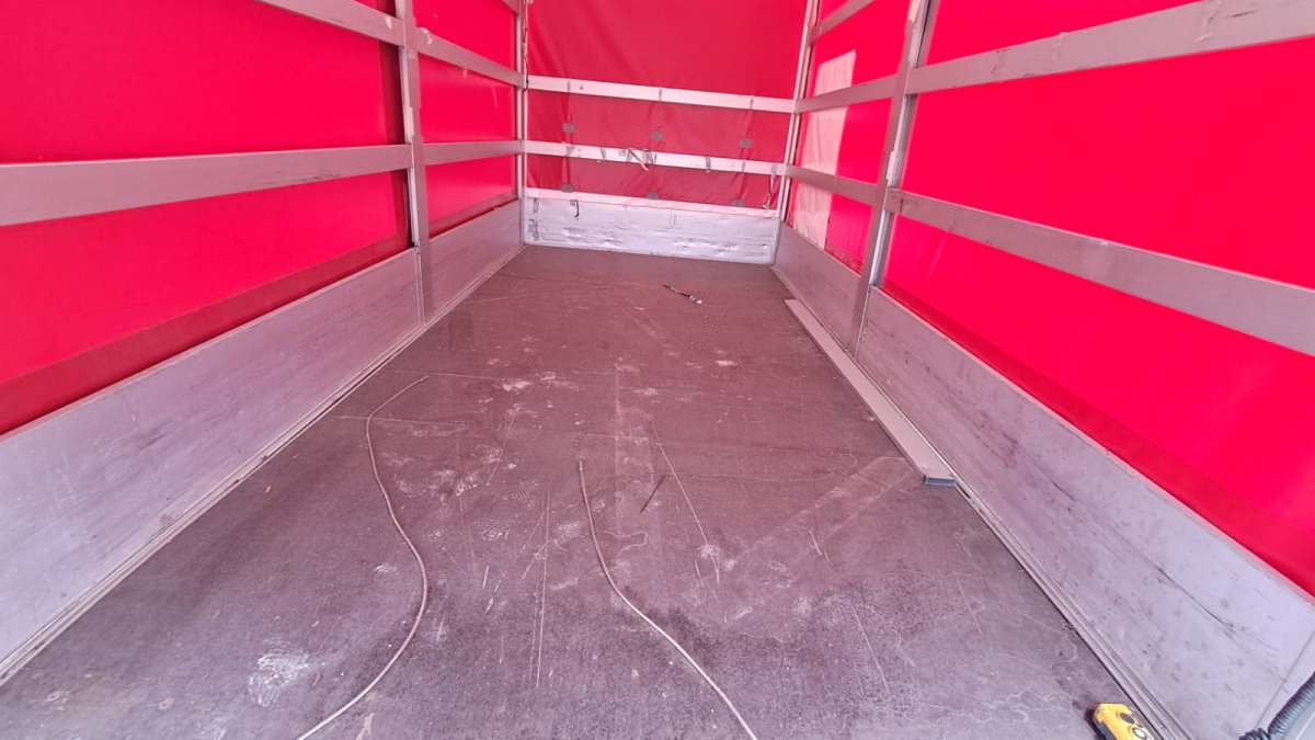 Planen Transporter RENAULT Master PLANDEKA: das Bild 9