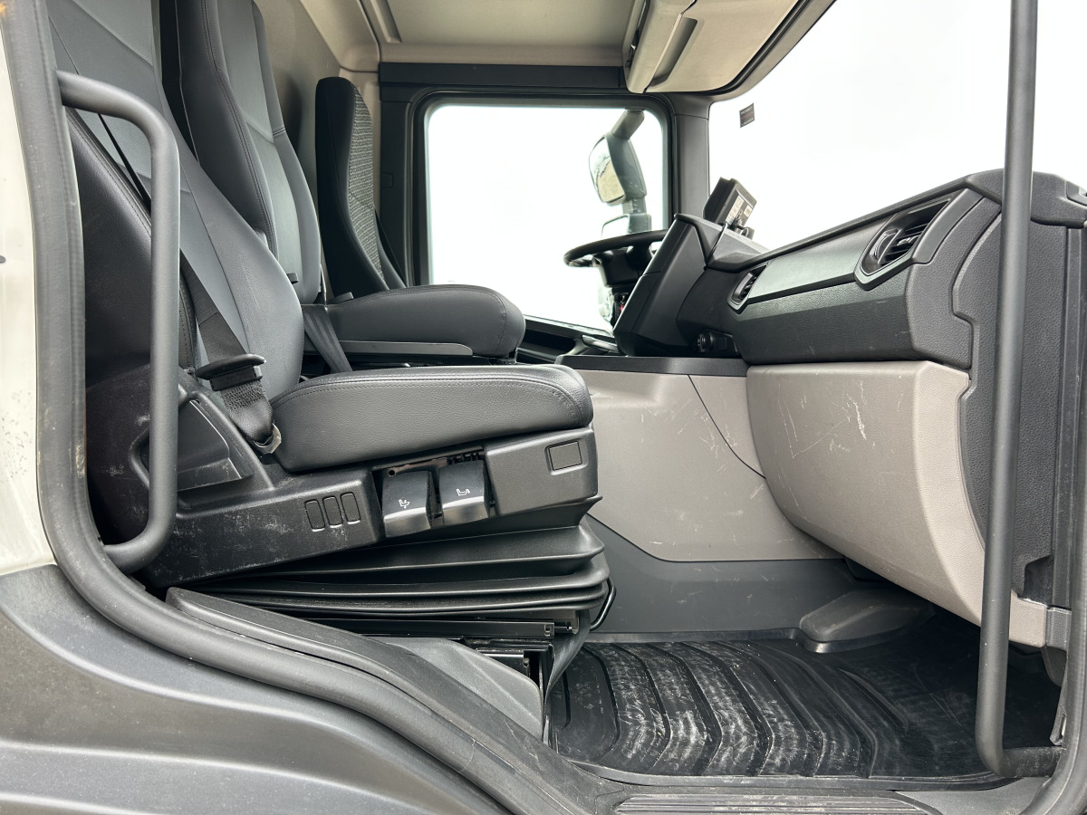 Müllwagen SCANIA P 320 WYWÓZ ŚMIECI: das Bild 16