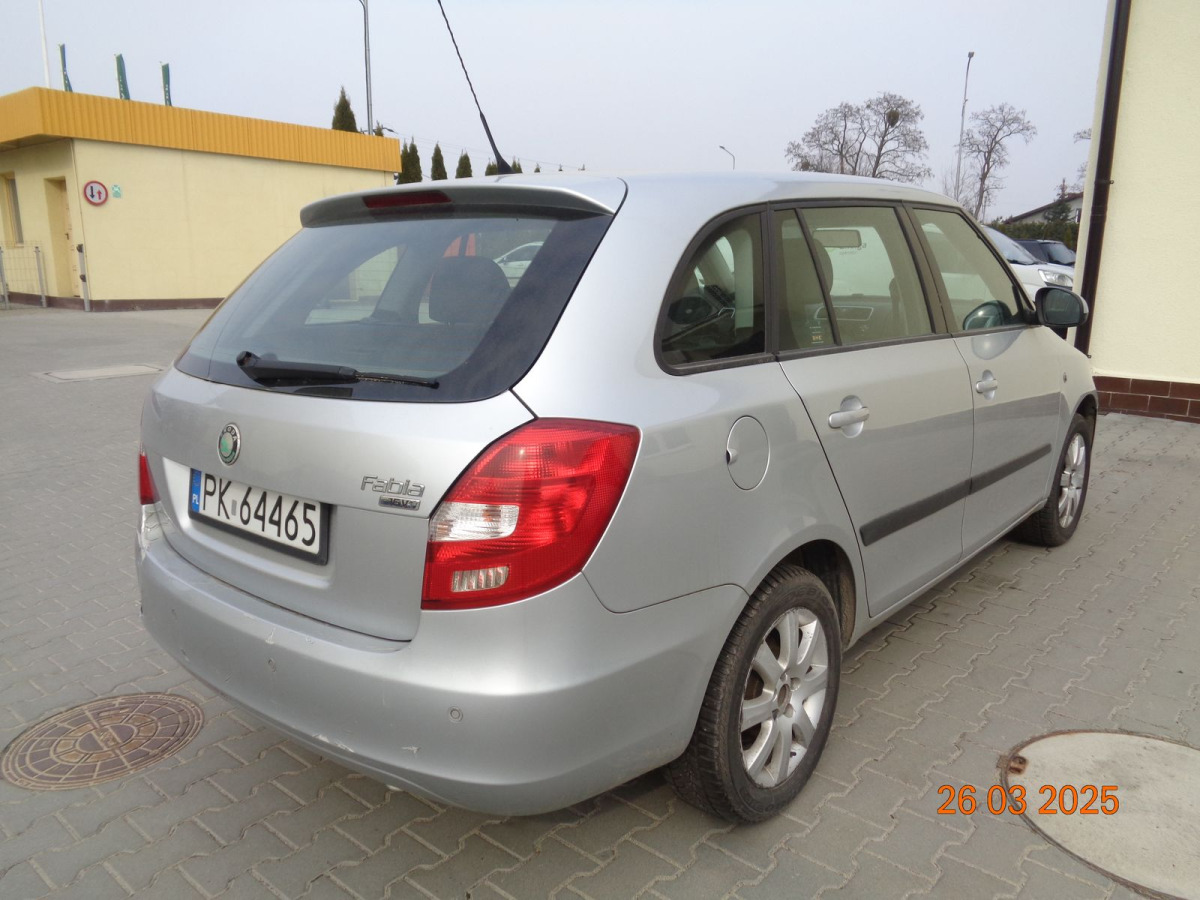 SKODA FABIA KOMBI - PKW: das Bild 4 SKODA FABIA KOMBI - PKW: das Bild 4