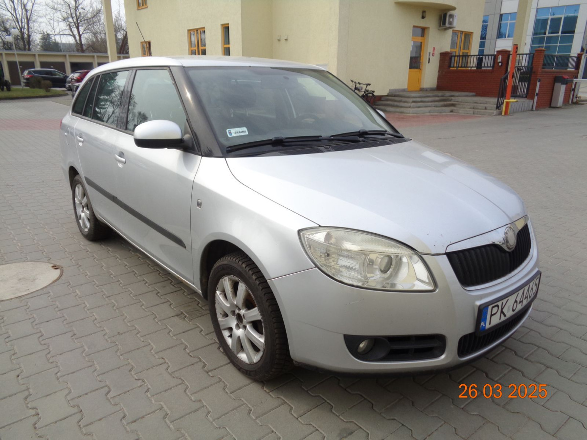 SKODA FABIA KOMBI - PKW: das Bild 1 SKODA FABIA KOMBI - PKW: das Bild 1