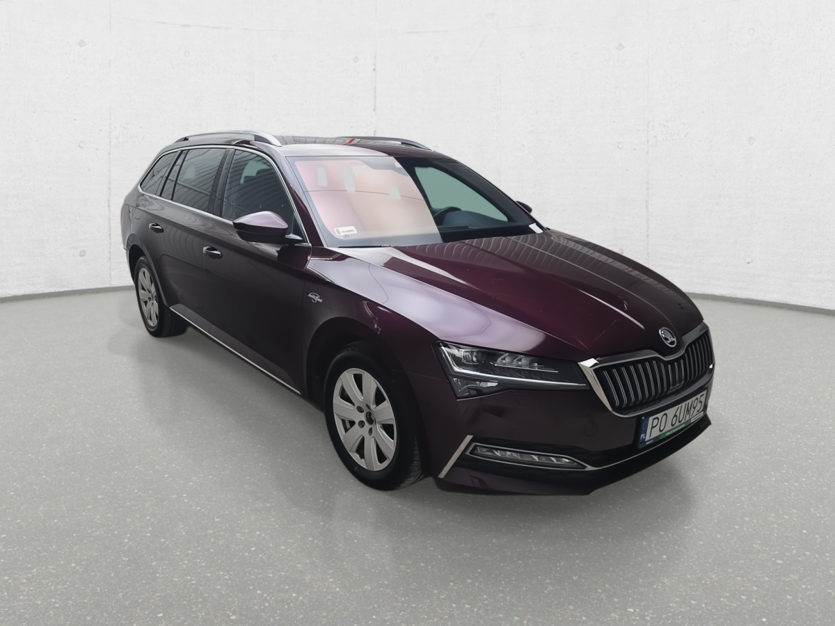 SKODA SUPERB KOMBI - PKW: das Bild 1 SKODA SUPERB KOMBI - PKW: das Bild 1