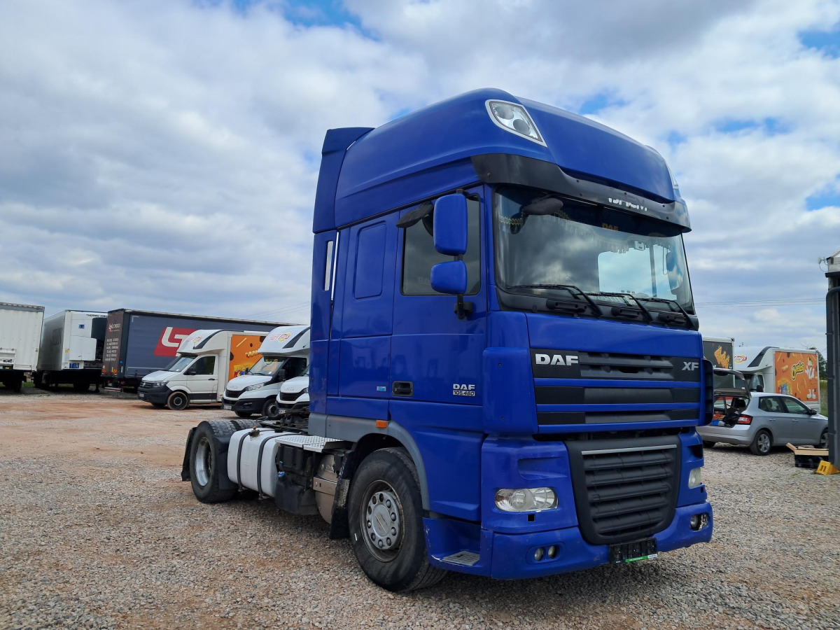 DAF XF CIĄGNIK SIODŁOWY - Sattelzugmaschine: das Bild 1 DAF XF CIĄGNIK SIODŁOWY - Sattelzugmaschine: das Bild 1
