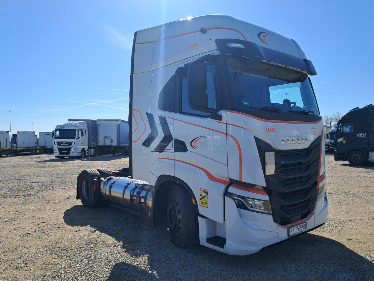 IVECO AS440ST/FP LT LNG CIĄGNIK SIODŁOWY - Sattelzugmaschine: das Bild 1 IVECO AS440ST/FP LT LNG CIĄGNIK SIODŁOWY - Sattelzugmaschine: das Bild 1