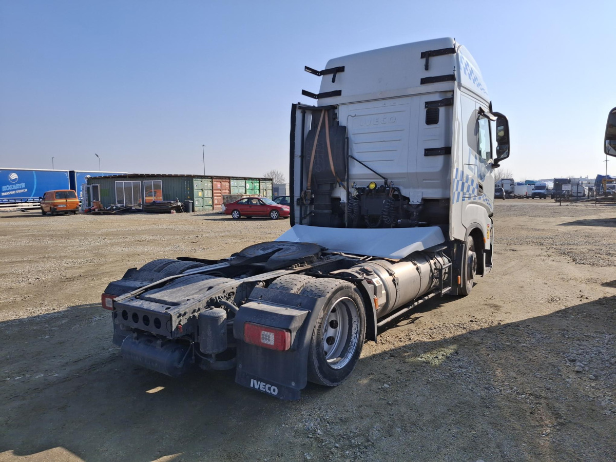 IVECO AS440ST/FP LT LNG CIĄGNIK SIODŁOWY - Sattelzugmaschine: das Bild 5 IVECO AS440ST/FP LT LNG CIĄGNIK SIODŁOWY - Sattelzugmaschine: das Bild 5