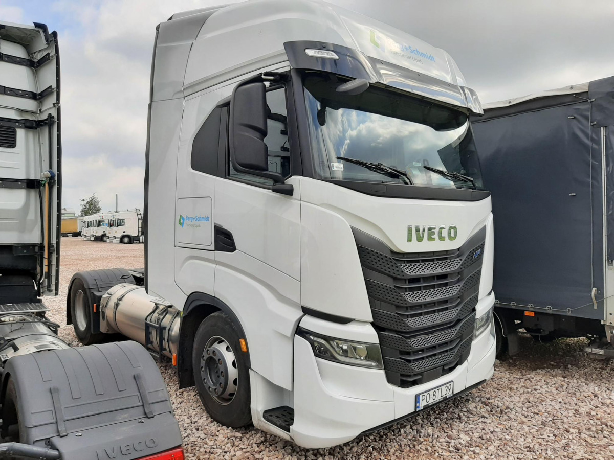 IVECO S-WAY 460 CIĄGNIK SIODŁOWY - Sattelzugmaschine: das Bild 1 IVECO S-WAY 460 CIĄGNIK SIODŁOWY - Sattelzugmaschine: das Bild 1