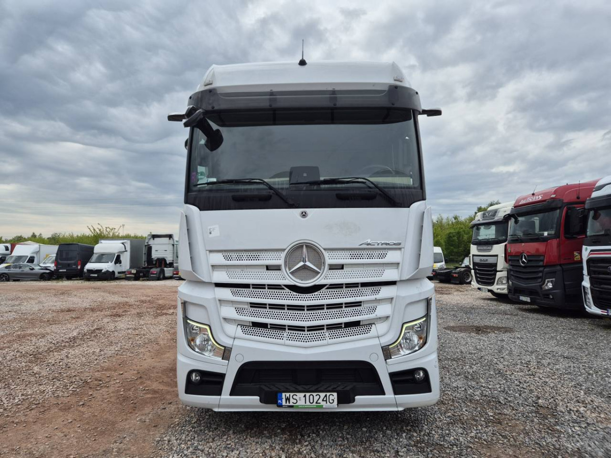 MERCEDES BENZ ACTROS 1845 CIĄGNIK SIODŁOWY - Sattelzugmaschine: das Bild 3 MERCEDES BENZ ACTROS 1845 CIĄGNIK SIODŁOWY - Sattelzugmaschine: das Bild 3