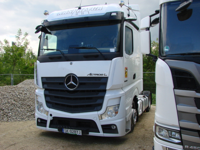 MERCEDES BENZ ACTROS CIĄGNIK SIODŁOWY - Sattelzugmaschine: das Bild 2 MERCEDES BENZ ACTROS CIĄGNIK SIODŁOWY - Sattelzugmaschine: das Bild 2