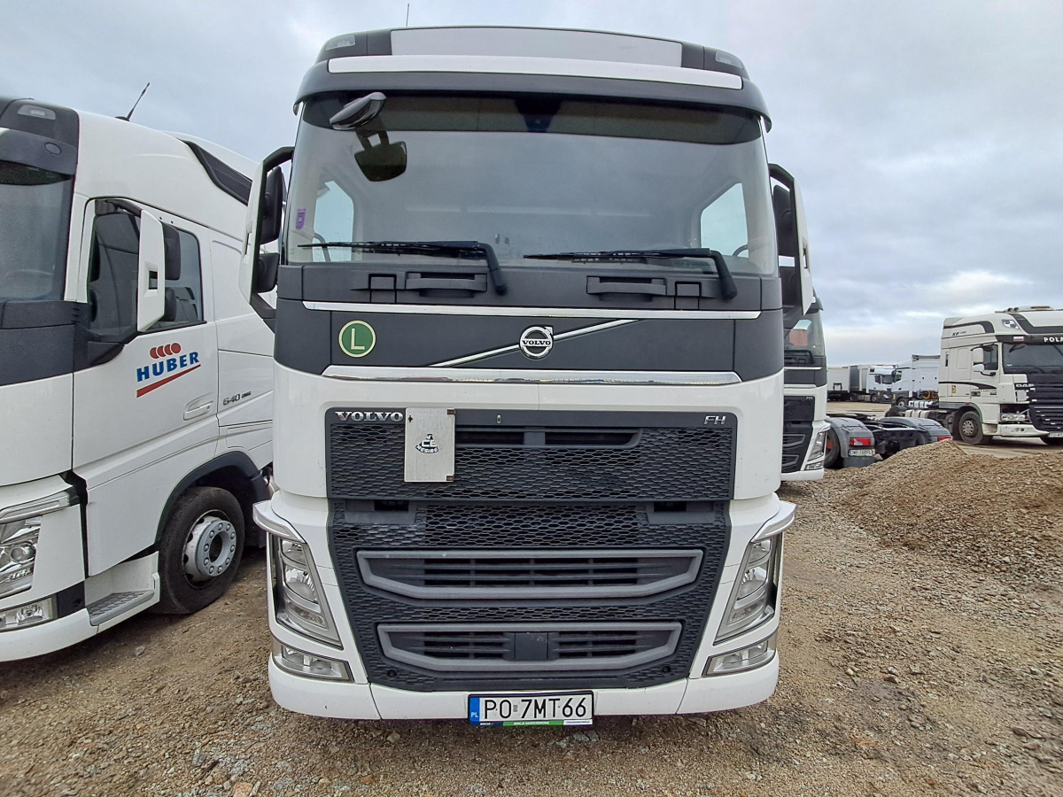 VOLVO FH CIĄGNIK SIODŁOWY - Sattelzugmaschine: das Bild 2 VOLVO FH CIĄGNIK SIODŁOWY - Sattelzugmaschine: das Bild 2