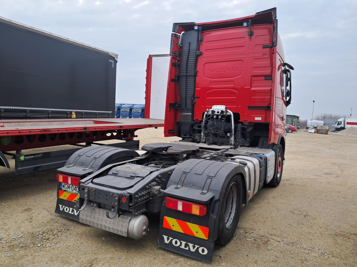 VOLVO FH CIĄGNIK SIODŁOWY - Sattelzugmaschine: das Bild 5 VOLVO FH CIĄGNIK SIODŁOWY - Sattelzugmaschine: das Bild 5