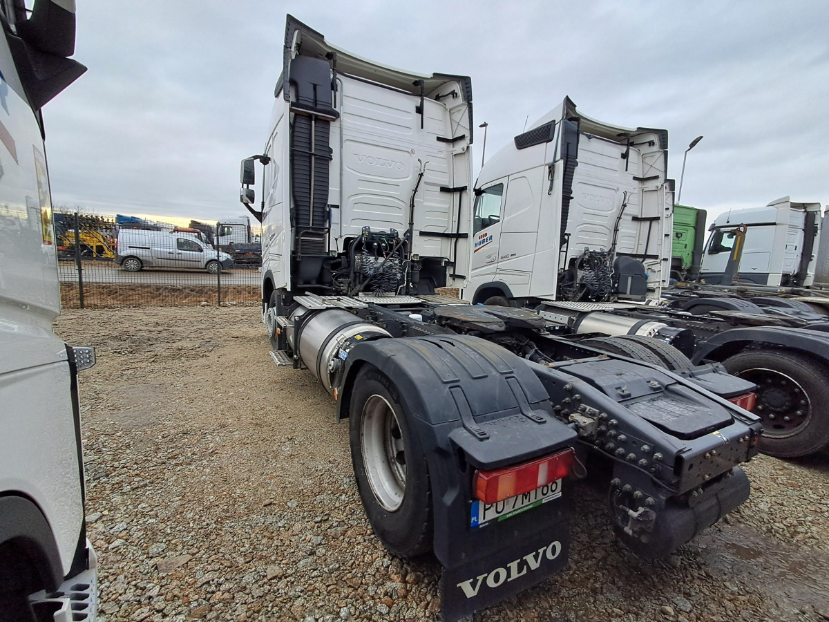 VOLVO FH CIĄGNIK SIODŁOWY - Sattelzugmaschine: das Bild 5 VOLVO FH CIĄGNIK SIODŁOWY - Sattelzugmaschine: das Bild 5