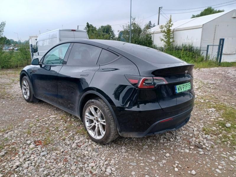 TESLA MODEL Y HATCHBACK - Schrägheck: das Bild 4 TESLA MODEL Y HATCHBACK - Schrägheck: das Bild 4