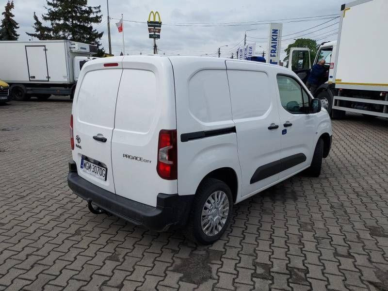 TOYOTA PROACE CITY FURGON BLASZAK - Kastenwagen: das Bild 4 TOYOTA PROACE CITY FURGON BLASZAK - Kastenwagen: das Bild 4