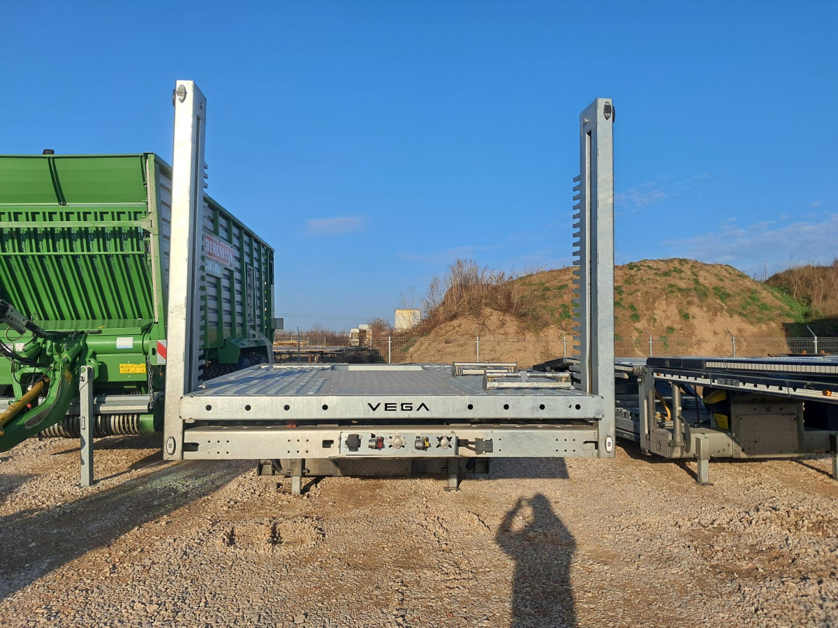 VEGA TRAILER 2 AXLE SEMI TRAILER DO PRZEWOZU POJAZDÓW - PKW Anhänger: das Bild 2 VEGA TRAILER 2 AXLE SEMI TRAILER DO PRZEWOZU POJAZDÓW - PKW Anhänger: das Bild 2
