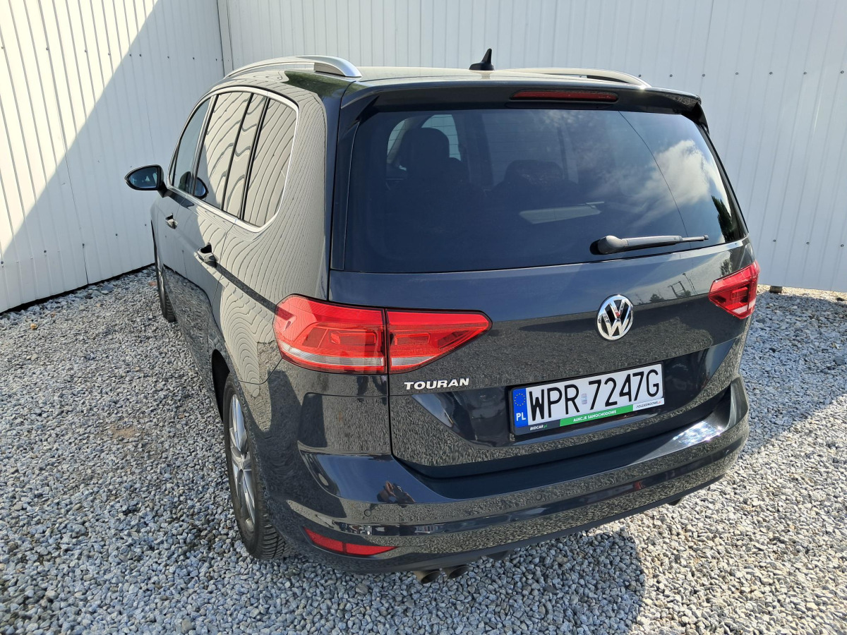 VOLKSWAGEN TOURAN MINIVAN - PKW: das Bild 5 VOLKSWAGEN TOURAN MINIVAN - PKW: das Bild 5