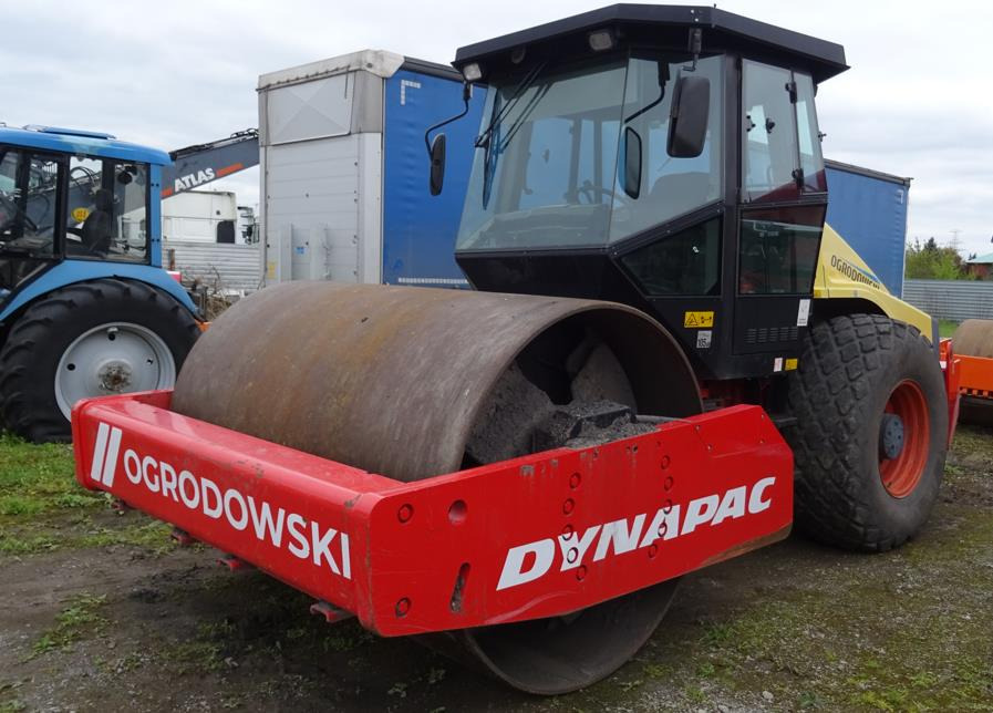Walec DYNAPAC CA 302D 2011 - 3393 mth - CE - 15,9t - Walzen: das Bild 2 Walec DYNAPAC CA 302D 2011 - 3393 mth - CE - 15,9t - Walzen: das Bild 2