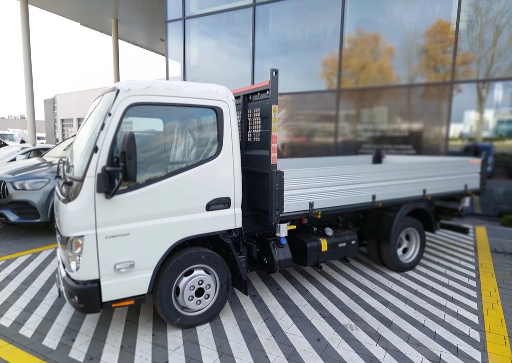 FUSO Canter 3S13 3W Scattolini - Kipper: das Bild 3 FUSO Canter 3S13 3W Scattolini - Kipper: das Bild 3