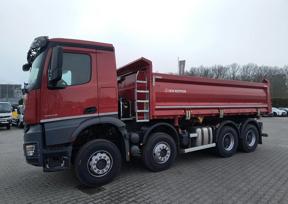 Mercedes-Benz Arocs 4142 AK 8x6 3W Hydroburta - Kipper: das Bild 2 Mercedes-Benz Arocs 4142 AK 8x6 3W Hydroburta - Kipper: das Bild 2