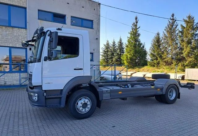 Mercedes-Benz Atego 1624 L Podwozie - Fahrgestell LKW: das Bild 1 Mercedes-Benz Atego 1624 L Podwozie - Fahrgestell LKW: das Bild 1