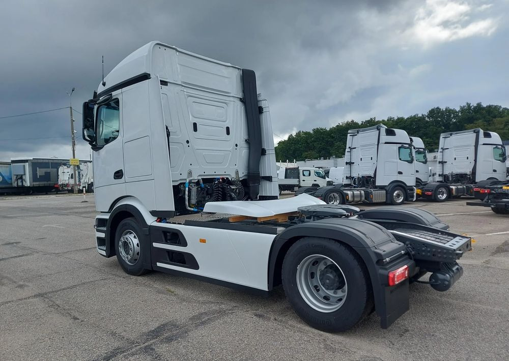 Mercedes-Benz Actros 1836 LS - Sattelzugmaschine: das Bild 5 Mercedes-Benz Actros 1836 LS - Sattelzugmaschine: das Bild 5