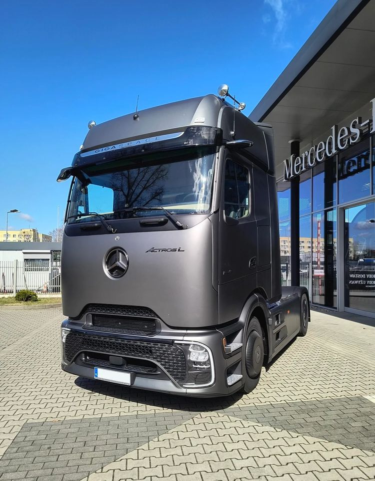 Mercedes-Benz Actros 1848 LS - Sattelzugmaschine: das Bild 2 Mercedes-Benz Actros 1848 LS - Sattelzugmaschine: das Bild 2