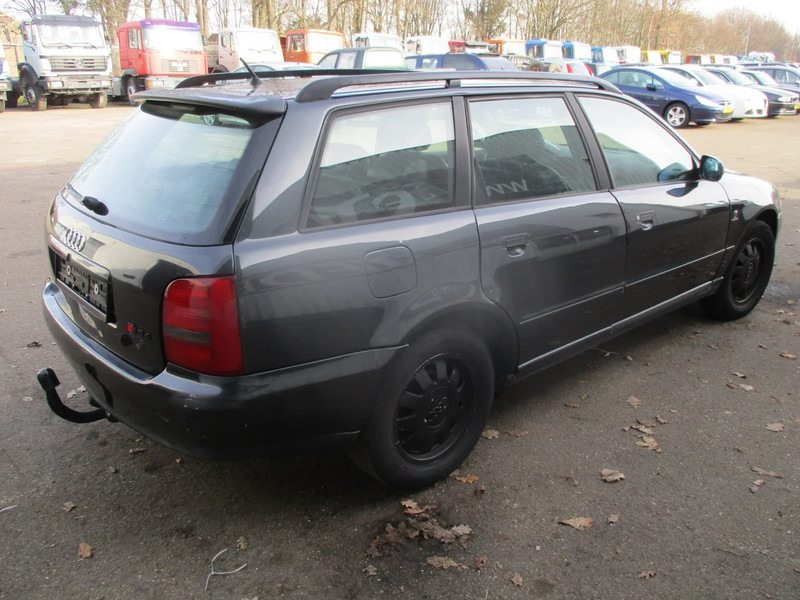 Audi A4 Avant 1.9 tdi , S-Line , Manual , Airco , EXPORT - PKW: das Bild 3 Audi A4 Avant 1.9 tdi , S-Line , Manual , Airco , EXPORT - PKW: das Bild 3