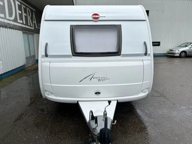 Wohnwagen Bürstner Averso Top 545 TS: das Bild 6