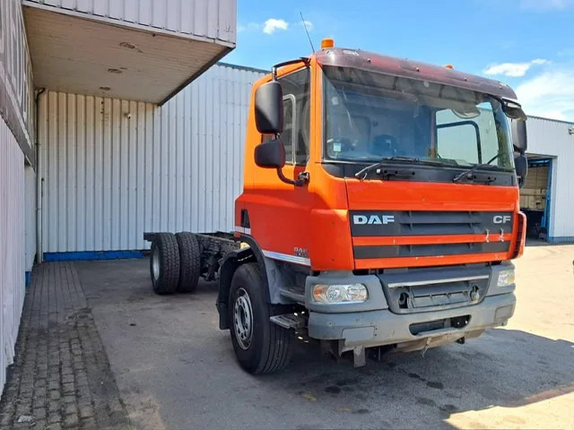 DAF CF 75.310 , RHD , ZF Manual , Euro 5 - Fahrgestell LKW: das Bild 4 DAF CF 75.310 , RHD , ZF Manual , Euro 5 - Fahrgestell LKW: das Bild 4
