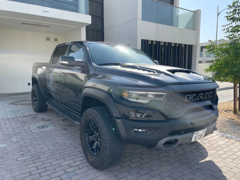 Dodge Ram 1500 TRX 6.2 Supercharged V8 , 4x4 , 65.000 euro ex. Dubai - Pick-up: das Bild 4 Dodge Ram 1500 TRX 6.2 Supercharged V8 , 4x4 , 65.000 euro ex. Dubai - Pick-up: das Bild 4