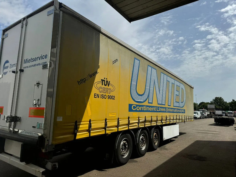 Lecitrailer 3x Mercedes Axle , Curtainsider - Planenauflieger: das Bild 2 Lecitrailer 3x Mercedes Axle , Curtainsider - Planenauflieger: das Bild 2