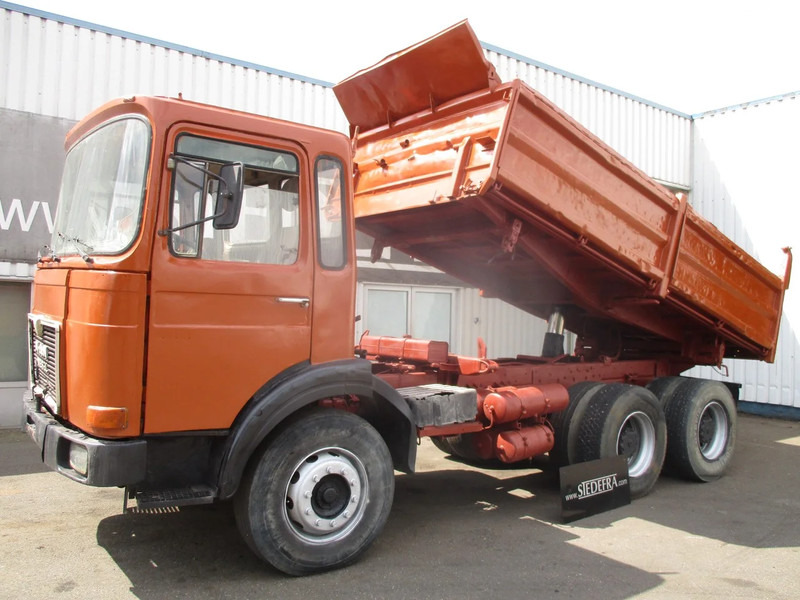 MAN 26.321 6x4 , 3 way tipper , ZF Manual , Spring suspension - Kipper: das Bild 1 MAN 26.321 6x4 , 3 way tipper , ZF Manual , Spring suspension - Kipper: das Bild 1