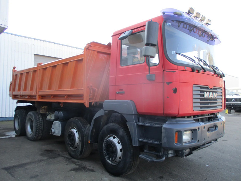 MAN 35.414 , 8x4 , ZF Manual , EURO 3 , 3 way tipper , Spring suspension - Kipper: das Bild 4 MAN 35.414 , 8x4 , ZF Manual , EURO 3 , 3 way tipper , Spring suspension - Kipper: das Bild 4