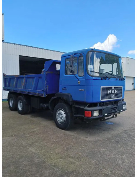 MAN F2000 , 32-322 , 6x4 , ZF Manual , Tipper , Spring Suspension - Kipper: das Bild 4 MAN F2000 , 32-322 , 6x4 , ZF Manual , Tipper , Spring Suspension - Kipper: das Bild 4