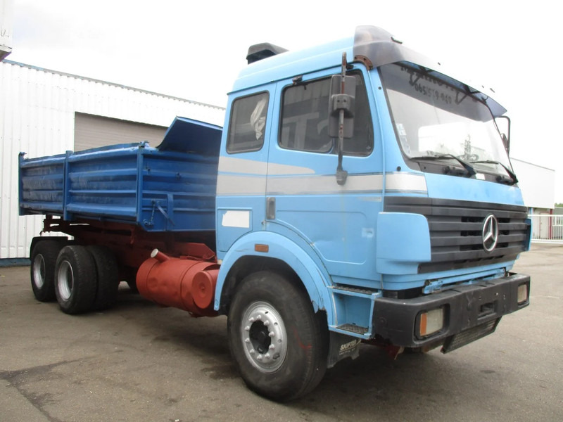 Mercedes-Benz 2544 SK , 6x4 , V8 Bi-Turbo , 3 Way tipper , Spring suspension - Kipper: das Bild 4 Mercedes-Benz 2544 SK , 6x4 , V8 Bi-Turbo , 3 Way tipper , Spring suspension - Kipper: das Bild 4