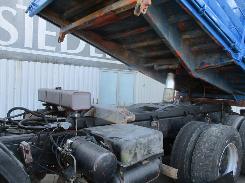 Innenraum Bild 1: Kipper Mercedes-Benz 2632 , V10, 6x4, ZF Manual , 3 way tipper , Spring Suspension