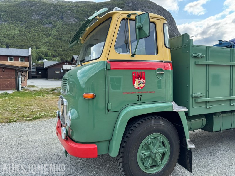 1966 Scania LBS 76 komplett sett med bil og henger selges fra bilmuseum. - Pritsche LKW: das Bild 3 1966 Scania LBS 76 komplett sett med bil og henger selges fra bilmuseum. - Pritsche LKW: das Bild 3