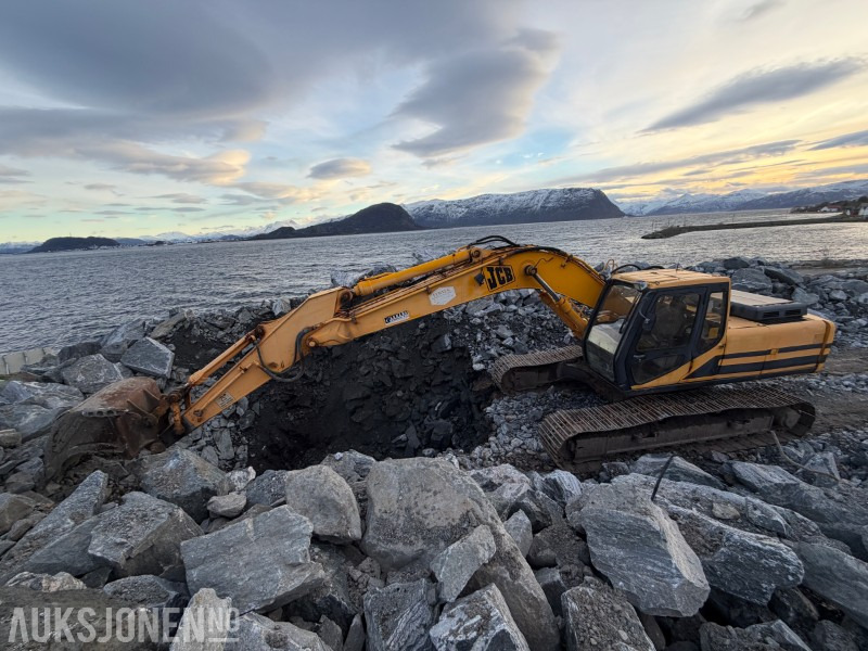 1996 JCB JS200LC - 20 tonns gravemaskin med graveskuffe - Bagger: das Bild 2 1996 JCB JS200LC - 20 tonns gravemaskin med graveskuffe - Bagger: das Bild 2