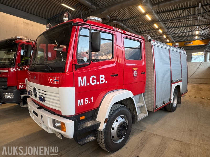 1997 Mercedes-Benz 1124 Af/36 4X4 brannbil registrert som motorredskap med kun 29540 km - Feuerwehrfahrzeug: das Bild 2 1997 Mercedes-Benz 1124 Af/36 4X4 brannbil registrert som motorredskap med kun 29540 km - Feuerwehrfahrzeug: das Bild 2