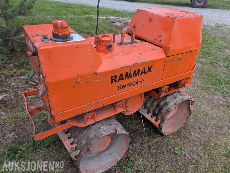 1999 Rammax RW 1404-F - Walzen: das Bild 1 1999 Rammax RW 1404-F - Walzen: das Bild 1