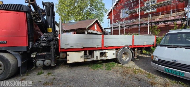 1999 Volvo FM7 42R 4X2 Reparasjonsobjekt Hiab 195-4 - Autokran: das Bild 4 1999 Volvo FM7 42R 4X2 Reparasjonsobjekt Hiab 195-4 - Autokran: das Bild 4