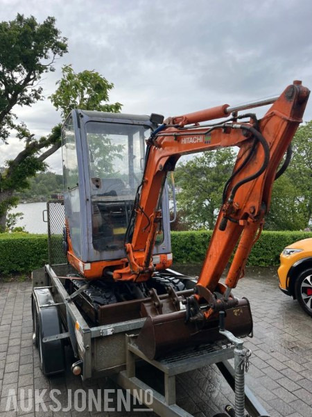 2000 Minigraver - Hitachi EX15 - Minibagger: das Bild 2 2000 Minigraver - Hitachi EX15 - Minibagger: das Bild 2