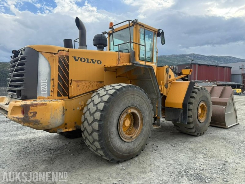 2005 Volvo L220E HJULLASTER - 15364 Timer - Radlader: das Bild 2 2005 Volvo L220E HJULLASTER - 15364 Timer - Radlader: das Bild 2