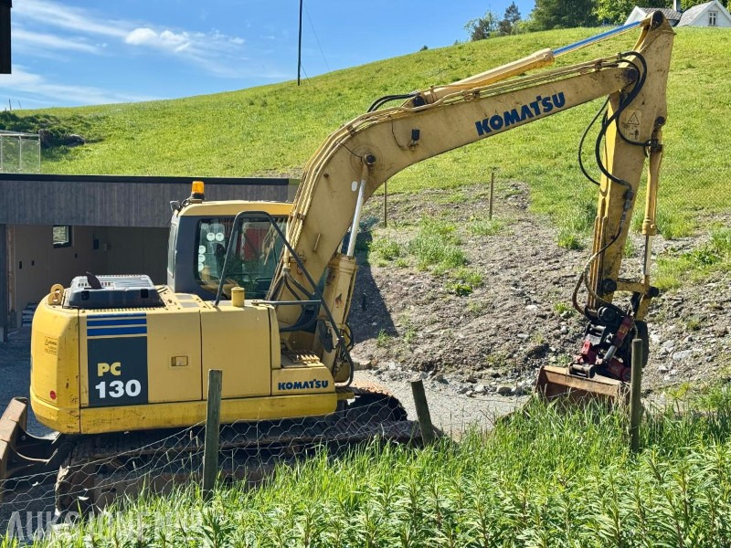2006 Komatsu PC 130 K-7 - Gravemaskin - Tiltrotator - 3. Skuffer - Pigghammer - S60 - Timer: 9671 - Bagger: das Bild 5 2006 Komatsu PC 130 K-7 - Gravemaskin - Tiltrotator - 3. Skuffer - Pigghammer - S60 - Timer: 9671 - Bagger: das Bild 5