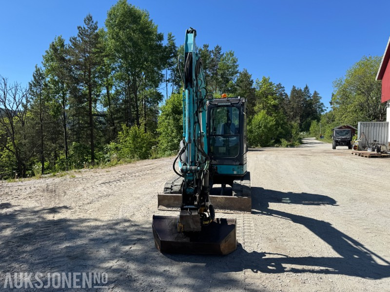 2007 Airman AX50U-4 Gravemaskin - Beltegraver - Engcon tiltrotator - Sentralsmøring - Bagger: das Bild 3 2007 Airman AX50U-4 Gravemaskin - Beltegraver - Engcon tiltrotator - Sentralsmøring - Bagger: das Bild 3