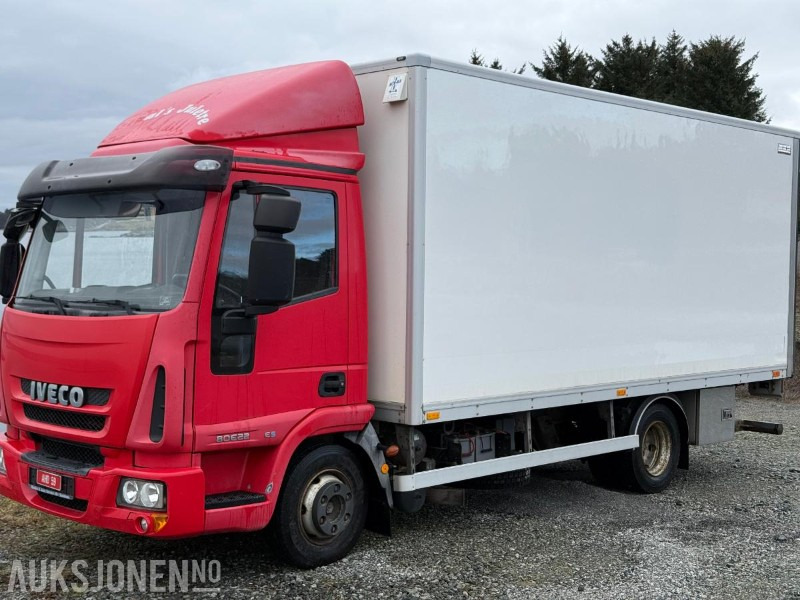 2008 Iveco Eurocargo 80E22 SKAPBIL MED ZEPRO LIFT - Koffer LKW: das Bild 4 2008 Iveco Eurocargo 80E22 SKAPBIL MED ZEPRO LIFT - Koffer LKW: das Bild 4