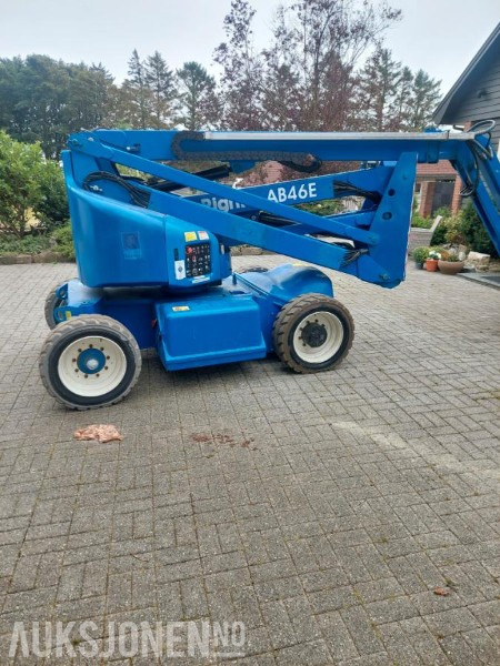 2008 UpRight AB46E bomlift med knekkarm - Arbeidshøyde 16,1 m. - Vekt: 6 700 kg - Timer: 217! - Arbeitsbühne: das Bild 3 2008 UpRight AB46E bomlift med knekkarm - Arbeidshøyde 16,1 m. - Vekt: 6 700 kg - Timer: 217! - Arbeitsbühne: das Bild 3