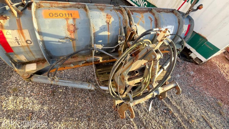 2010 Brøyteskjær - Baugeräte: das Bild 3 2010 Brøyteskjær - Baugeräte: das Bild 3