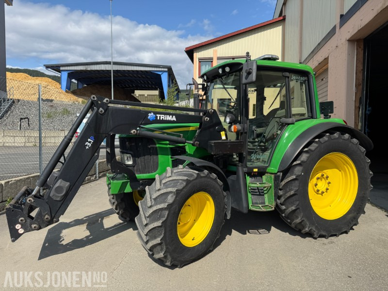 2011 John Deere 6430 Premium traktor med laster - Traktor: das Bild 1 2011 John Deere 6430 Premium traktor med laster - Traktor: das Bild 1